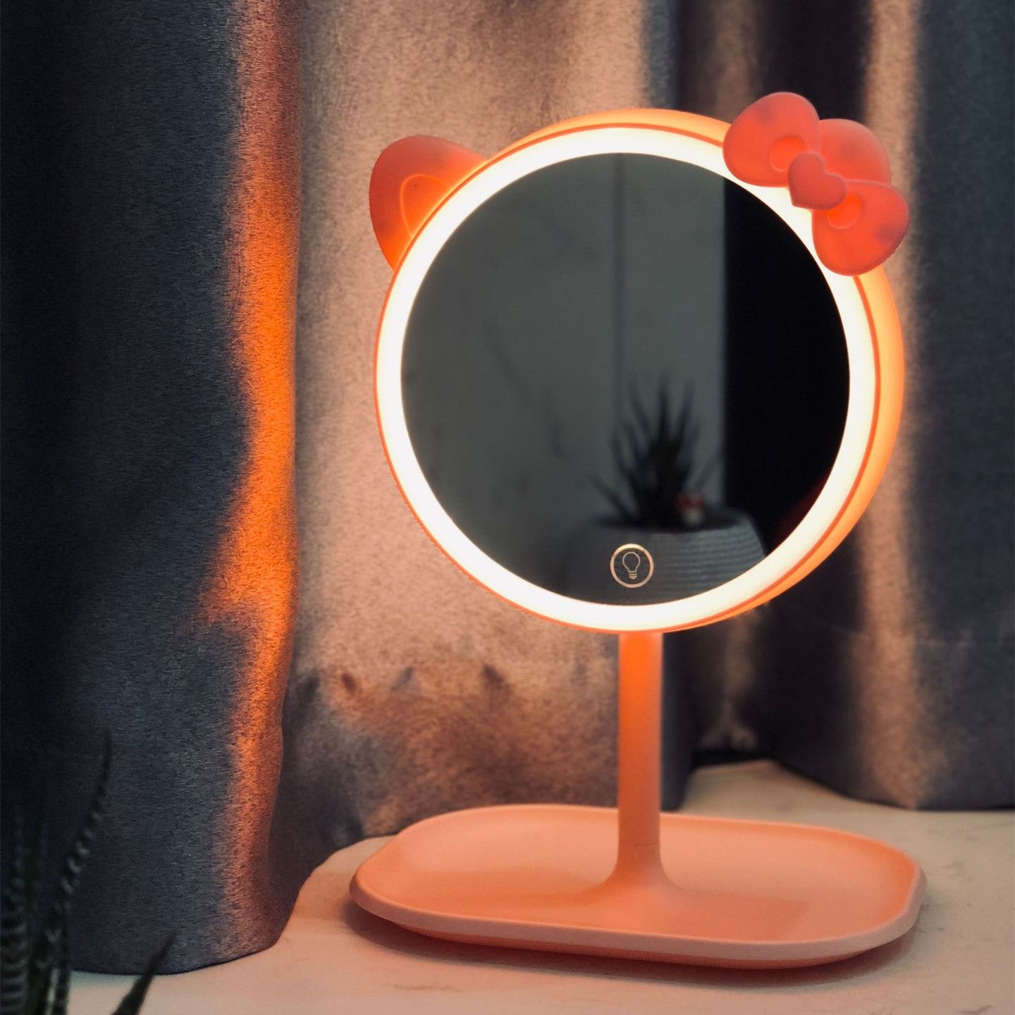 Desktop Touch Screen With Light USB Charging Desktop Recepting Makeup Mirror